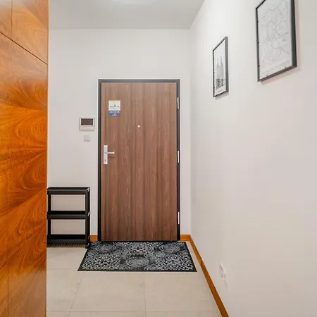 Appartamento Air Con 10th Floor Balcony *